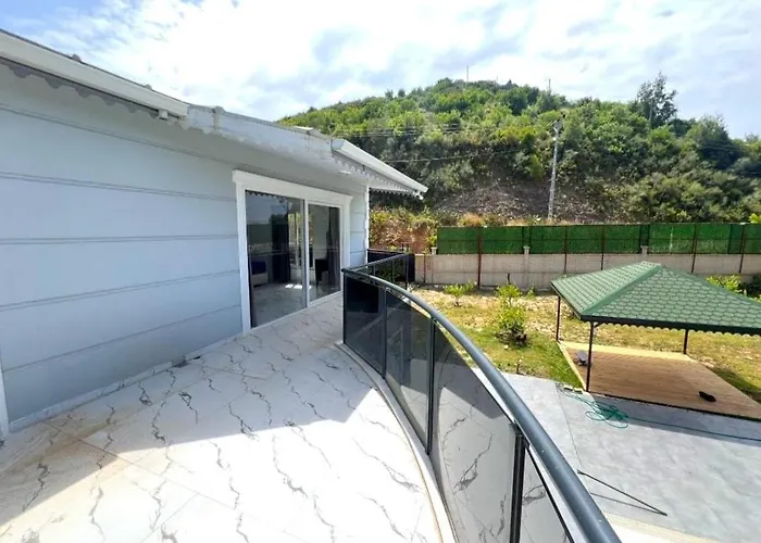 فيلة Elegant Private With Garden & Pool *