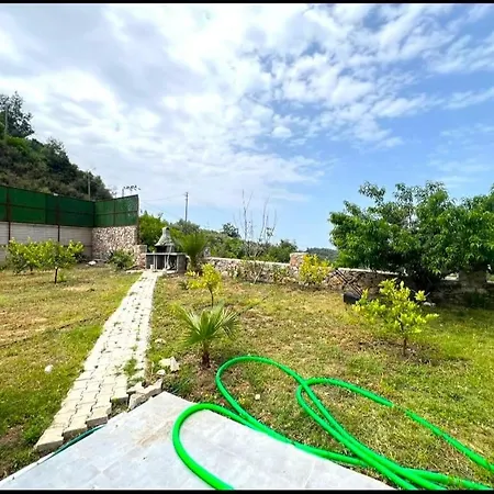 Villa Elegant Private With Garden & Pool *