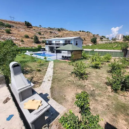 Elegant Private With Garden & Pool Alanya